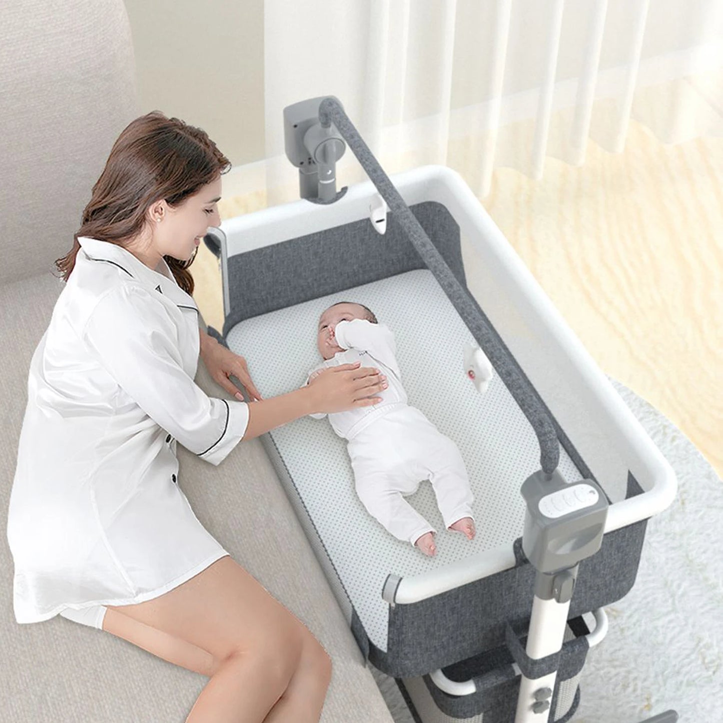 Baby Rocking Bassinet Portable Cradle Bedside Sleeper For Travel 0 To 12 Months