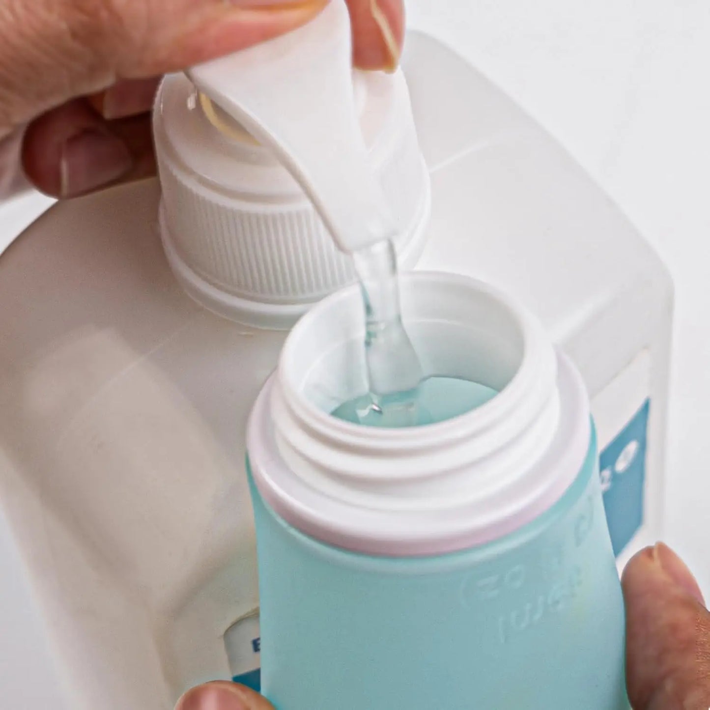 Travel Bottles Set 14 Pcs Leak Proof Kit With Suction Cup TSA Approved