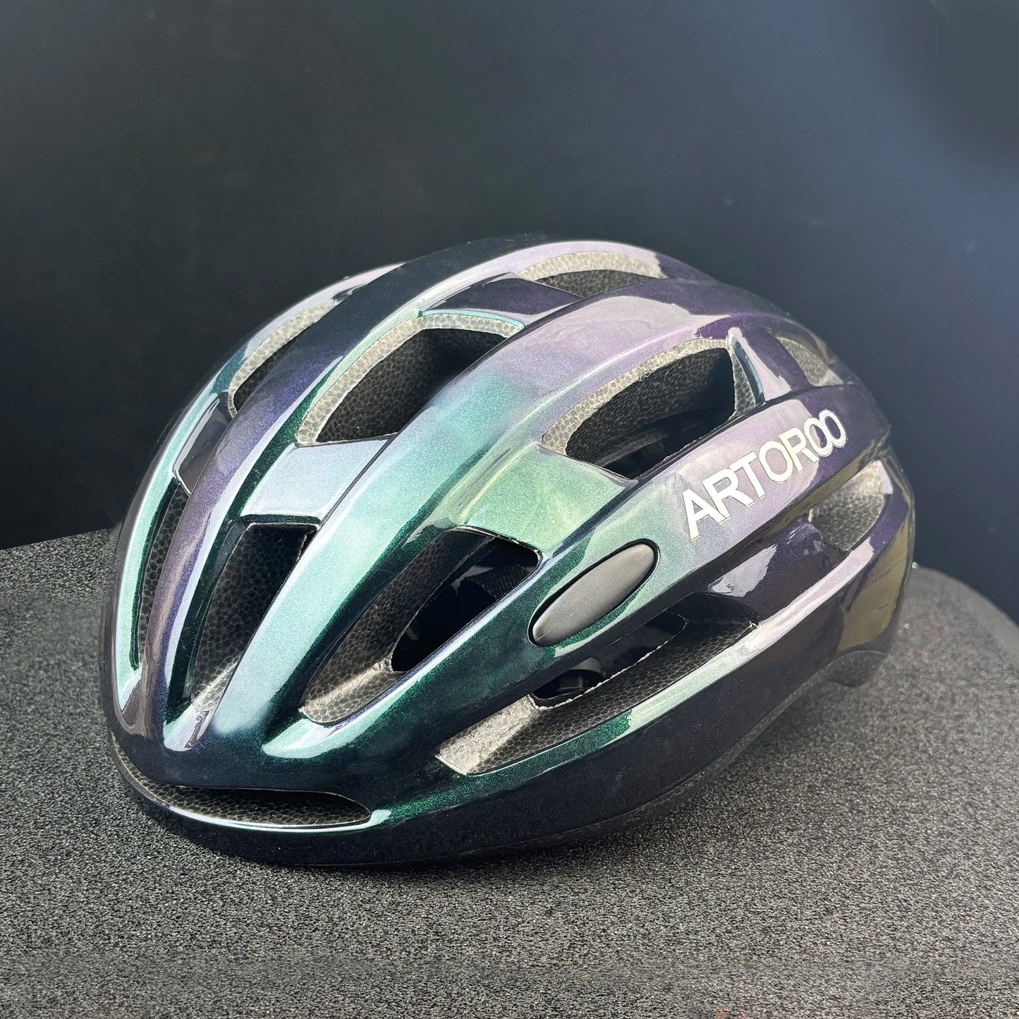 ARTOROO Ultralight Road Bike Helmet for Men and Women MTB
