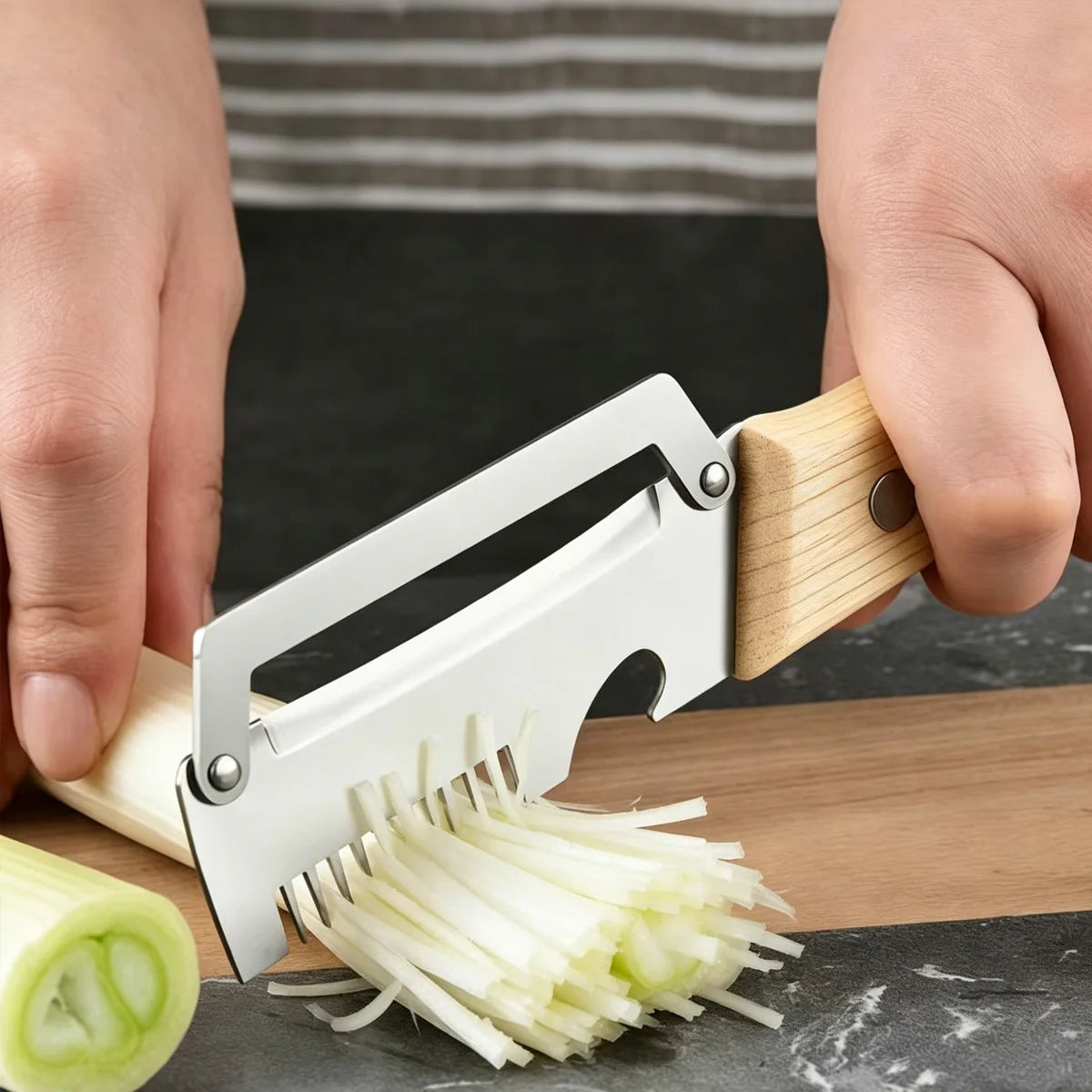 Stainless Steel Vegetable Peeler With Wooden Ergonomic Handle